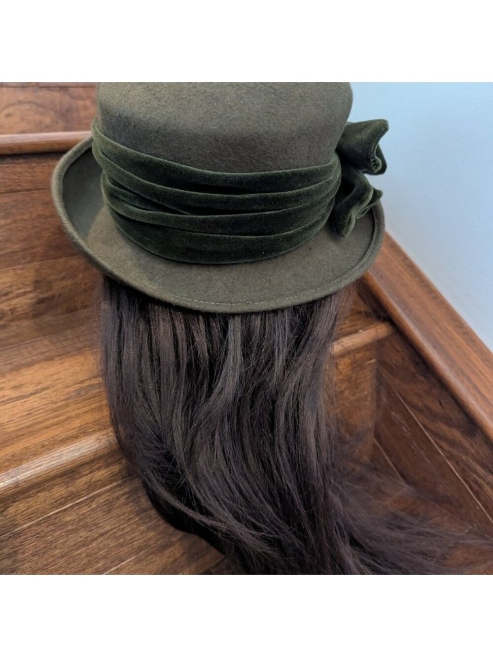 Vintage Designer Gruppo Italiano Green Wool Felt And Velvet Hat, Avant Garde - Picture 5 of 9